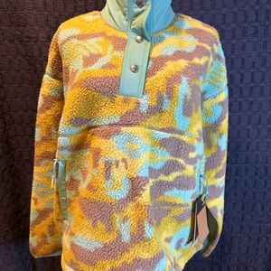 NWT! The North Face Women's Cragmont Fleece 1/4 Snap Jacket Camo Unique Print S
